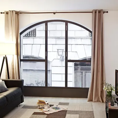 Gothic-cathedral Apartment Barcelona